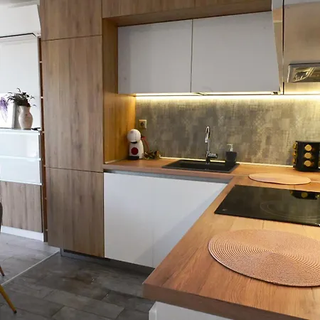 Apartment зара