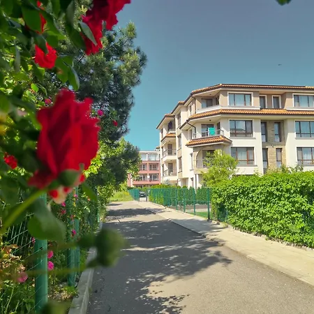 Apartment зара